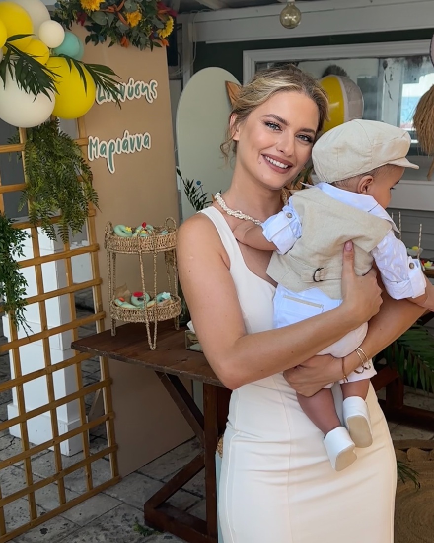 Ντόρα Μακρυγιάννη: Έγινε νονά - Οι φωτογραφίες που ανάρτησε