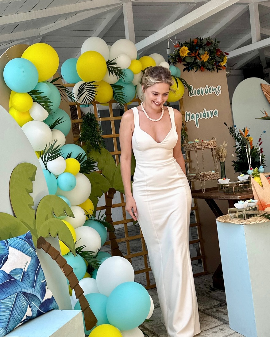 Ντόρα Μακρυγιάννη: Έγινε νονά - Οι φωτογραφίες που ανάρτησε