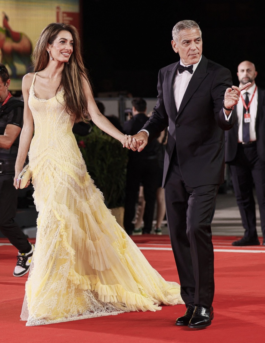 Αμάλ Κλούνεϊ: Η εντυπωσιακή εμφάνισή της στο Φεστιβάλ Βενετίας