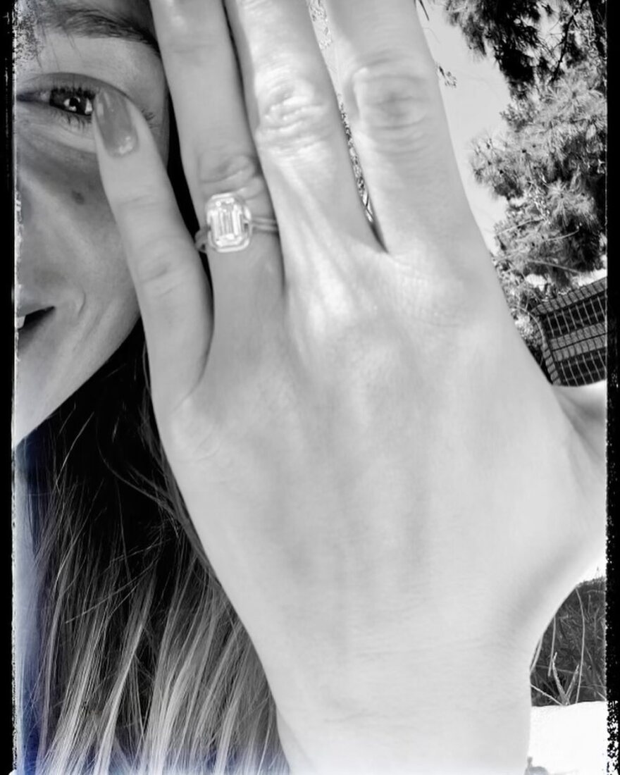 Αντόνιο Μπαντέρας: Αρραβωνιάστηκε η 27χρονη κόρη του - Είμαι ευτυχισμένος, δήλωσε ο ηθοποιός 