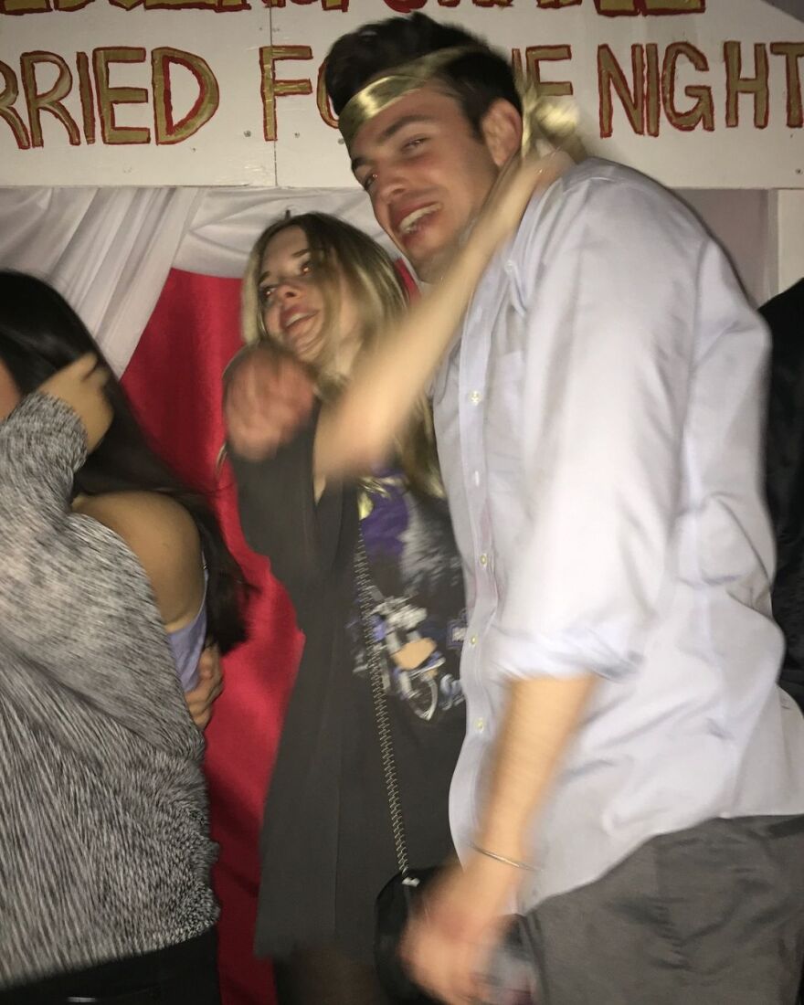 Αντόνιο Μπαντέρας: Αρραβωνιάστηκε η 27χρονη κόρη του - Είμαι ευτυχισμένος, δήλωσε ο ηθοποιός 