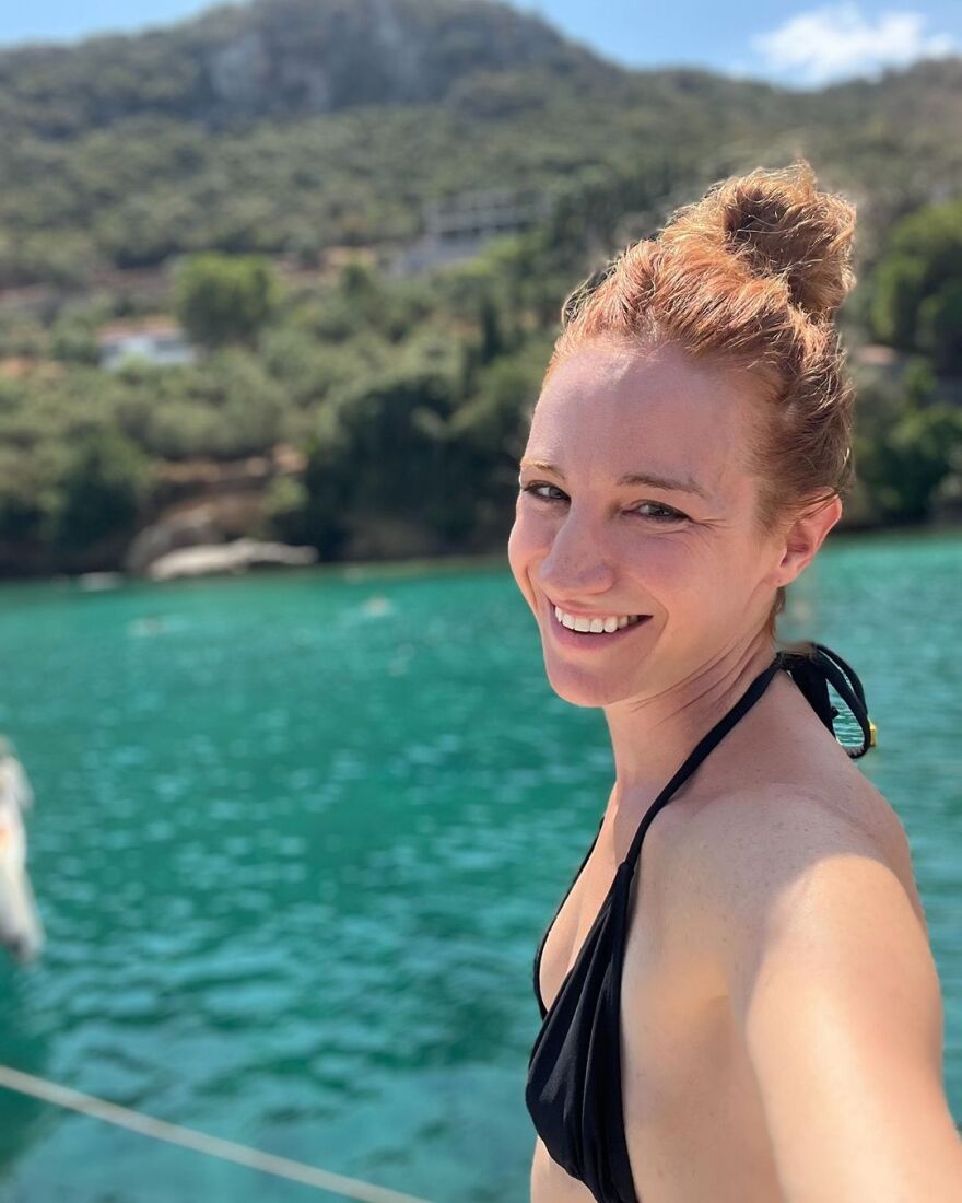 Στεφανία Γουλιώτη: Αποχαιρέτησε τον Αύγουστο με φωτογραφίες από τις διακοπές της