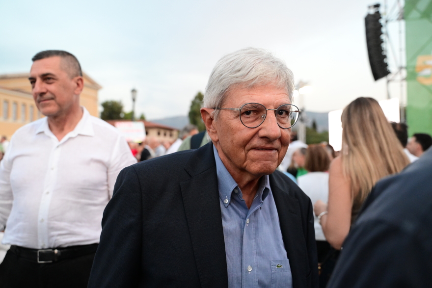 50 χρόνια ΠΑΣΟΚ, η εκδήλωση στο Ζάππειο: Έχουμε ευκαιρία να πρωταγωνιστήσουμε, είπε ο Σημίτης - Δείτε βίντεο