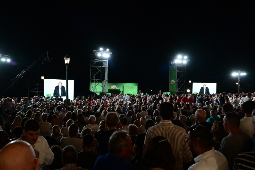 50 χρόνια ΠΑΣΟΚ, η εκδήλωση στο Ζάππειο: Έχουμε ευκαιρία να πρωταγωνιστήσουμε, είπε ο Σημίτης - Δείτε βίντεο