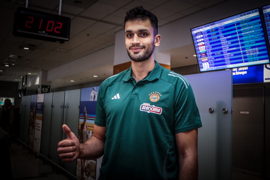 Παναθηναϊκός: Στην Αθήνα ο Γιουρτσεβέν - Δείτε βίντεο,  φωτογραφίες