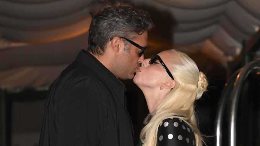 Η Lady Gaga ανυπομονεί να δημιουργήσει οικογένεια με τον αρραβωνιαστικό της: Είναι η πρώτη μου προτεραιότητα, δήλωσε