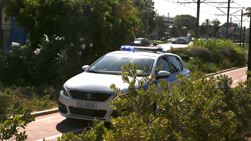 Πεζός παρασύρθηκε από συρμό του τραμ στη Γλυφάδα
