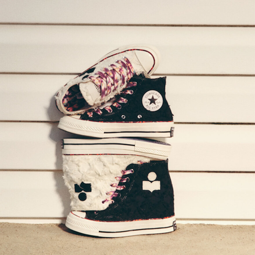 CONVERSE x ISABEL MARANT: Η νέα συνεργασία της Converse κρύβει μέσα της την ουσία του γαλλικού στυλ