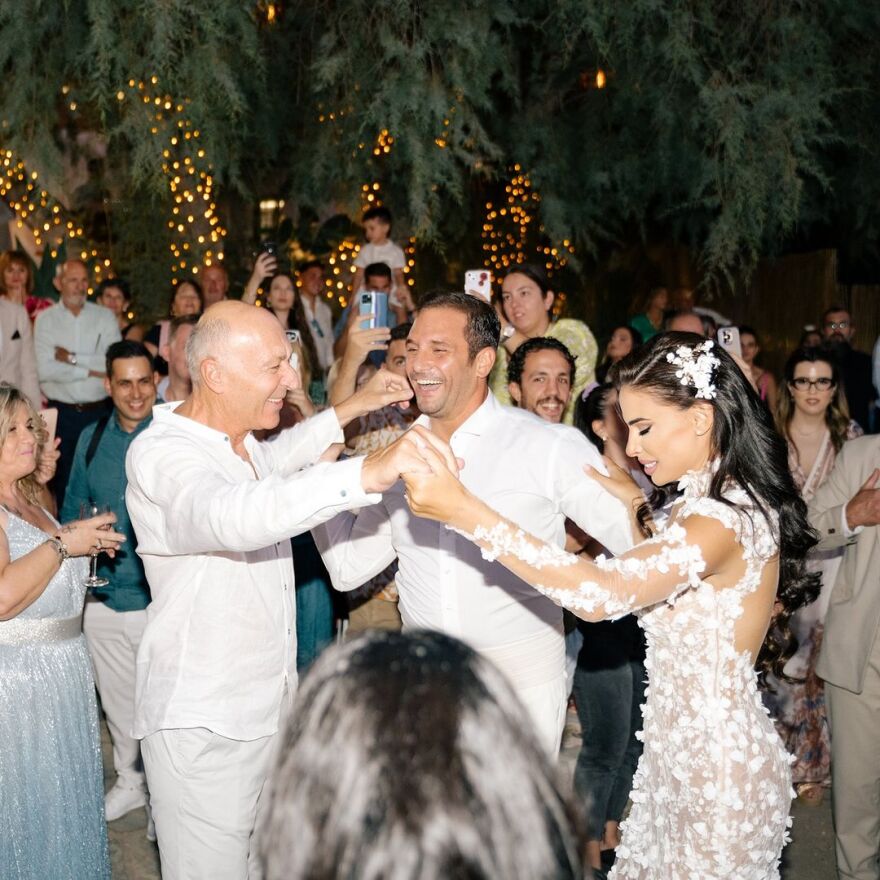 Ευθύμης Ζησάκης: Η ανάρτηση για την πρώτη επέτειο του γάμου του - Πέρασε κιόλας ένας χρόνος, γράφει