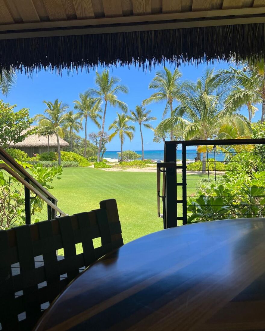 Νικόλ Σέρζινγκερ: Οι νέες φωτογραφίες από τις διακοπές της στη Χαβάη - Μία μικρή γεύση από τη ζωή στο νησί, γράφει