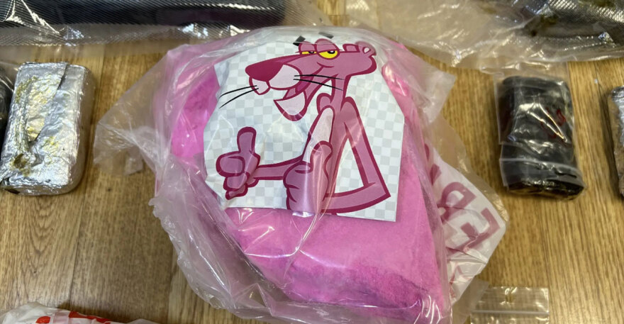 Σε Αθήνα και Αγία Παρασκευή εντοπίστηκε η ροζ κοκαΐνη - Δείτε φωτογραφίες