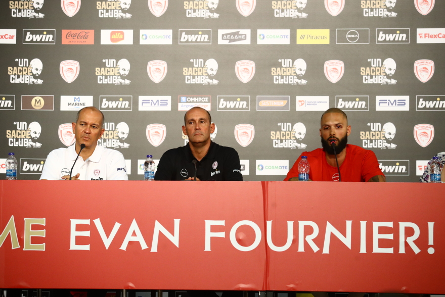 Παρουσιάστηκε ο Φουρνιέ:  Ο Ολυμπιακός ήταν πάντα η αγαπημένη μου ομάδα - Βίντεο 