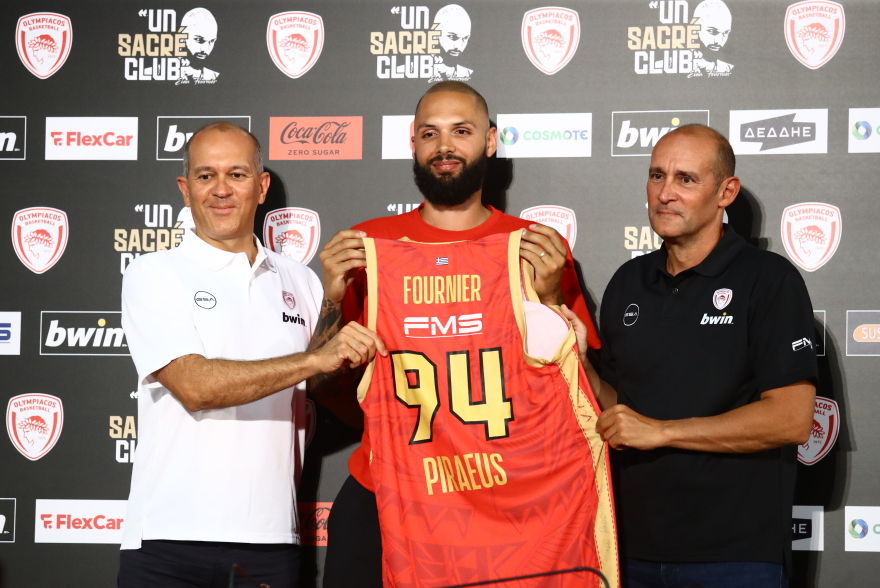 Παρουσιάστηκε ο Φουρνιέ:  Ο Ολυμπιακός ήταν πάντα η αγαπημένη μου ομάδα - Βίντεο 