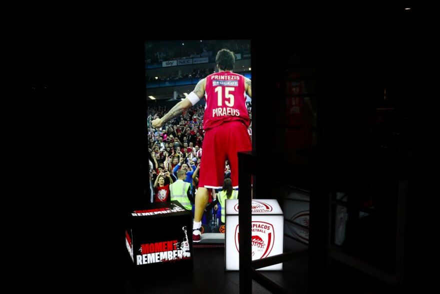 Πρίντεζης: Όλη η «ερυθρόλευκη» οικογένεια και ο κόσμος του μπάσκετ στο λαμπερό «Gala» - Δείτε φωτογραφίες