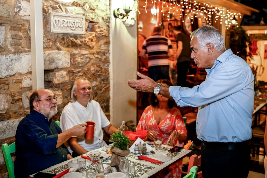 Ευκλείδης Τσακαλώτος: Γιόρτασε το σύμφωνο συμβίωσης με τη σύντροφό του, Όλγα Νάσση - Δείτε φωτογραφίες