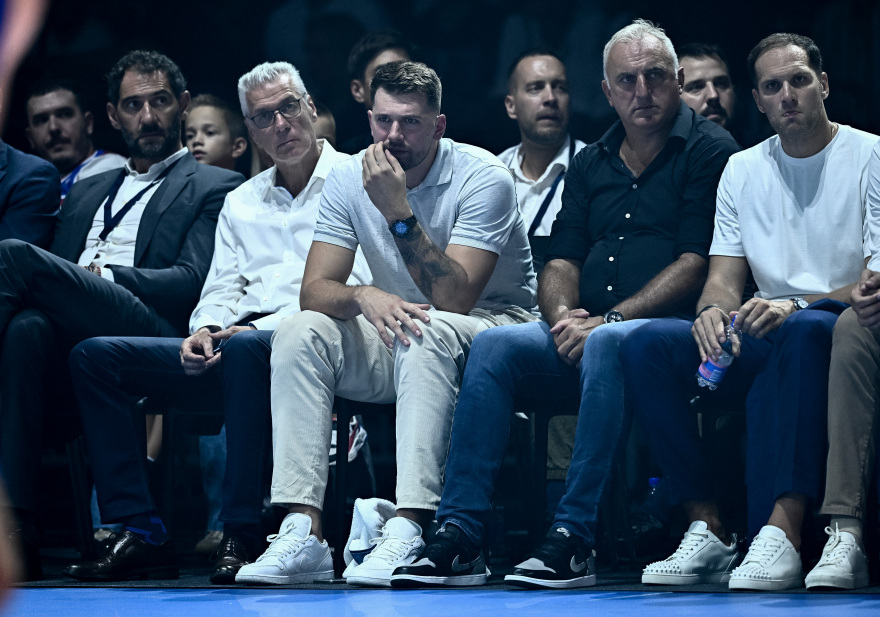 Πέτροβιτς: Συγκίνηση και λάμψη αστέρων του παρελθόντος στο φιλικό στη μνήμη του - Στο Ζάγκρεμπ και ο Γκάλης - Βίντεο, φωτογραφίες 