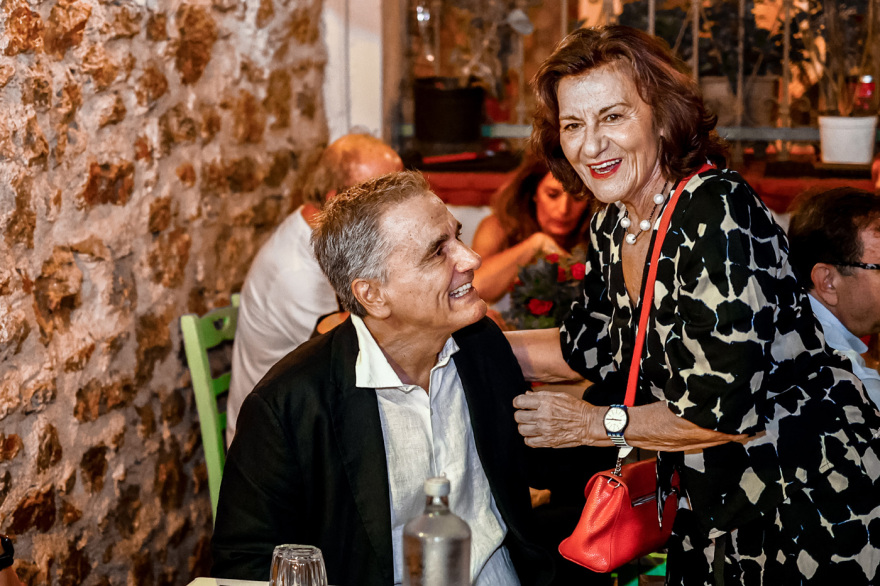 Ευκλείδης Τσακαλώτος: Νέες φωτογραφίες από τη γιορτή για το σύμφωνο συμβίωσης με την Όλγα Νάσση