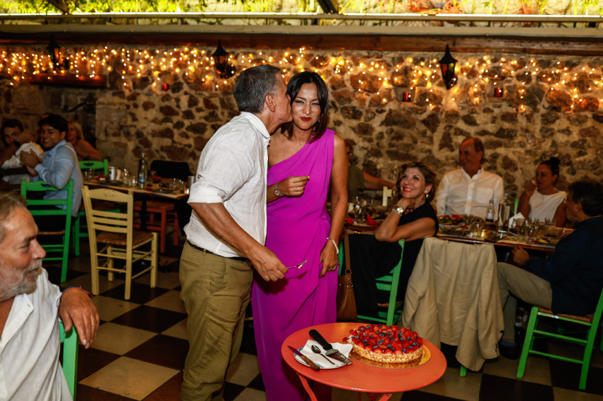 Ευκλείδης Τσακαλώτος: Νέες φωτογραφίες από τη γιορτή για το σύμφωνο συμβίωσης με την Όλγα Νάσση