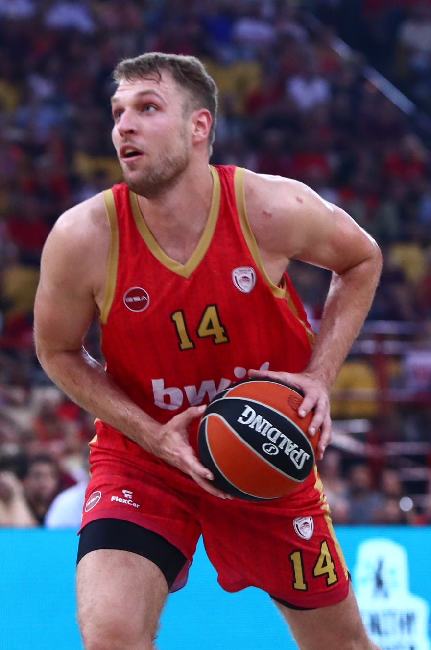 Γιώργος Πρίντεζης: Το τελευταίο «πεταχτάρι» για τη νίκη του Ολυμπιακού επί της Μακάμπι