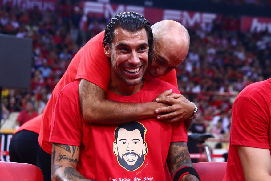 Γιώργος Πρίντεζης: Το τελευταίο «πεταχτάρι» για τη νίκη του Ολυμπιακού επί της Μακάμπι