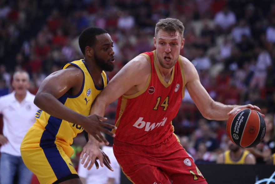 Γιώργος Πρίντεζης: Το τελευταίο «πεταχτάρι» για τη νίκη του Ολυμπιακού επί της Μακάμπι