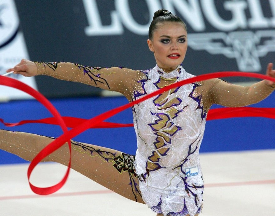 Αλίνα Καμπάεβα: Ποια είναι η ερωμένη του Πούτιν - Aπό πρωταθλήτρια της ρυθμικής, αυστηρή προπονήτρια