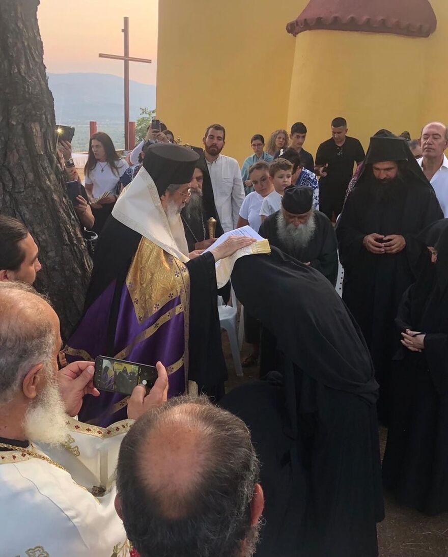 Helen Mazlou: Η 23χρονη Ελληνίδα TikToker ανακοίνωσε ότι έγινε μοναχή