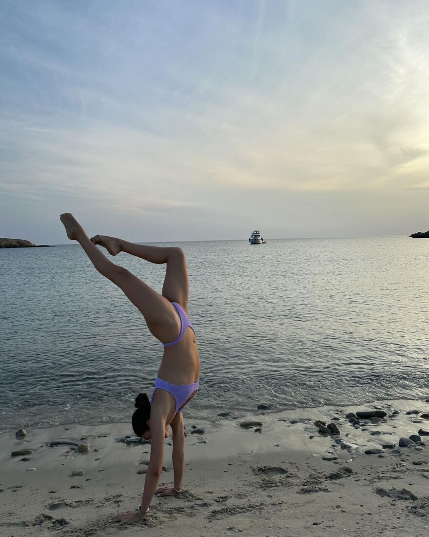 Ευαγγελία Πλατανιώτη: Συνεχίζει να απολαμβάνει το καλοκαίρι στη Ρήνεια