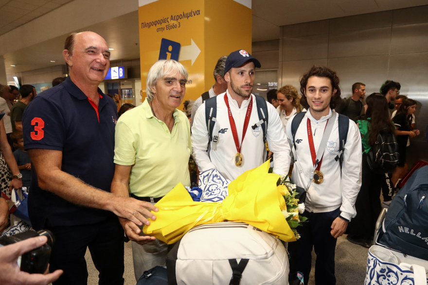 Παραολυμπιακοί Αγώνες 2024: Με χαμόγελα αλλά και 13 μετάλλια επέστρεψε η ελληνική αποστολή - Βίντεο, φωτογραφίες 