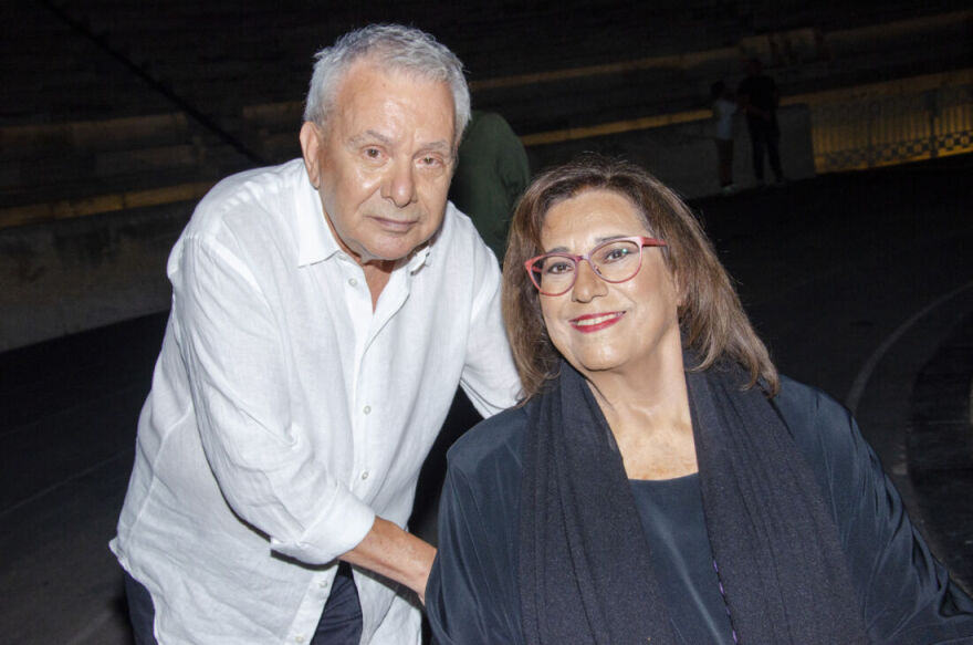 Μανώλης Μητσιάς: Τα μεγάλα τραγούδια επιβάλλεται να λέγονται από νέους καλλιτέχνες ανεξάρτητα από πού προέρχεται ο καθένας