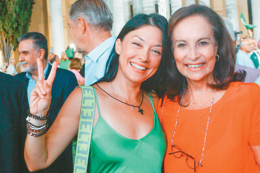 Ποιοι θέτουν θέμα για το ασυμβίβαστο του Χάρη Δούκα - Σήμερα καταθέτουν τις υπογραφές οι υποψήφιοι πρόεδροι του ΠΑΣΟΚ