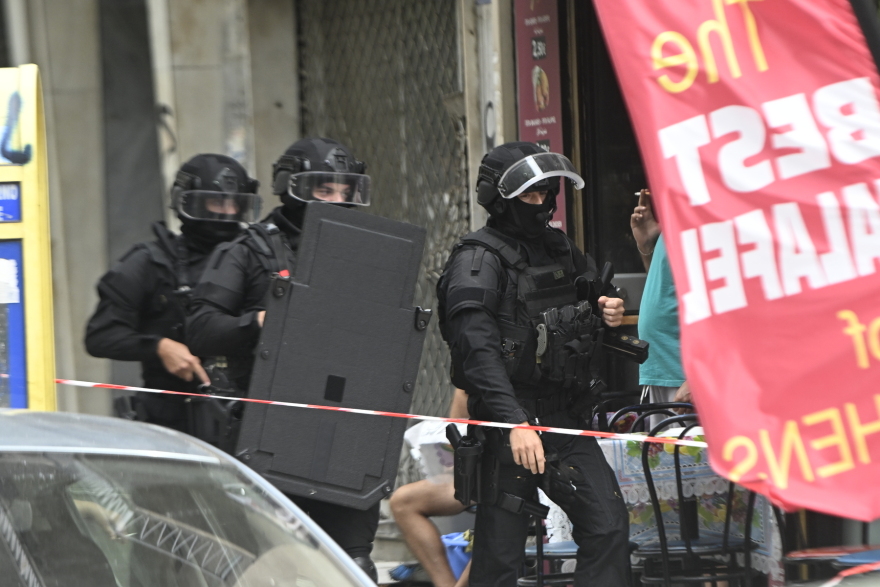 Παλαιστίνιος  απειλεί ότι θα ανατινάξει μπουκάλα υγραερίου στην Αχαρνών - Εκκενώθηκαν κτήρια