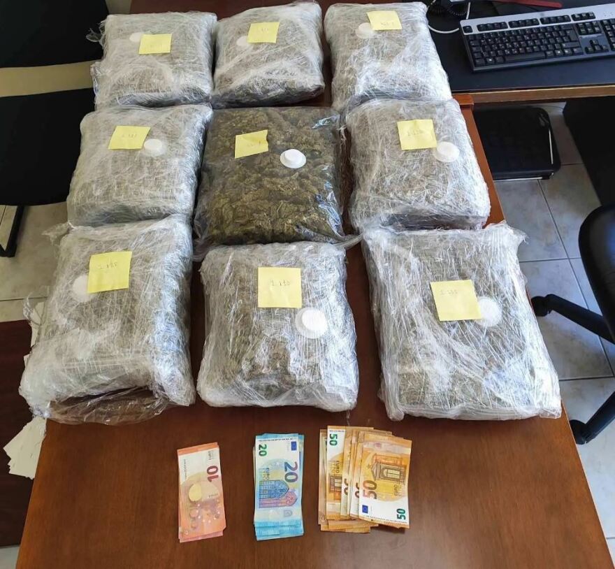 Καματερό: Τον θεώρησαν ύποπτο, τον σταμάτησαν και βρήκαν 10 κιλά ναρκωτικά