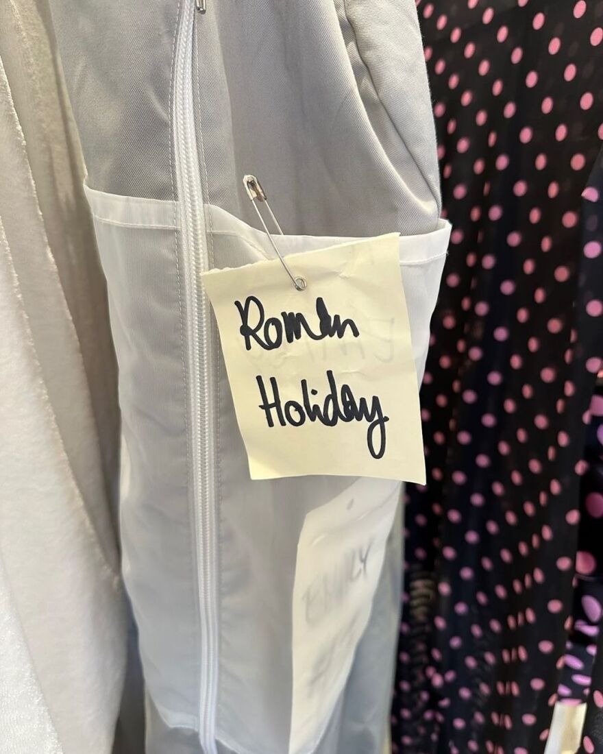 Emily in Paris: Το δεύτερο μέρος της τέταρτης σεζόν κυκλοφόρησε στο Netflix - Η ανάρτηση της Λίλι Κόλινς