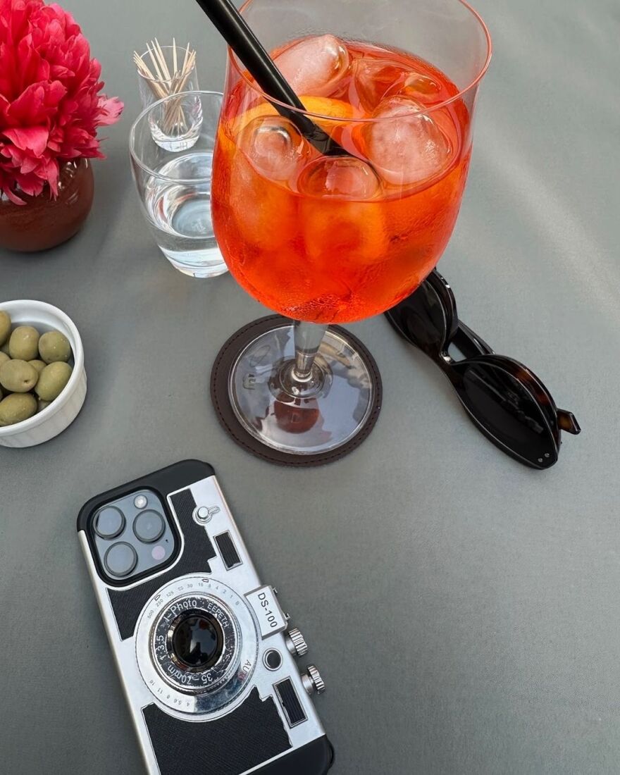 Emily in Paris: Το δεύτερο μέρος της τέταρτης σεζόν κυκλοφόρησε στο Netflix - Η ανάρτηση της Λίλι Κόλινς