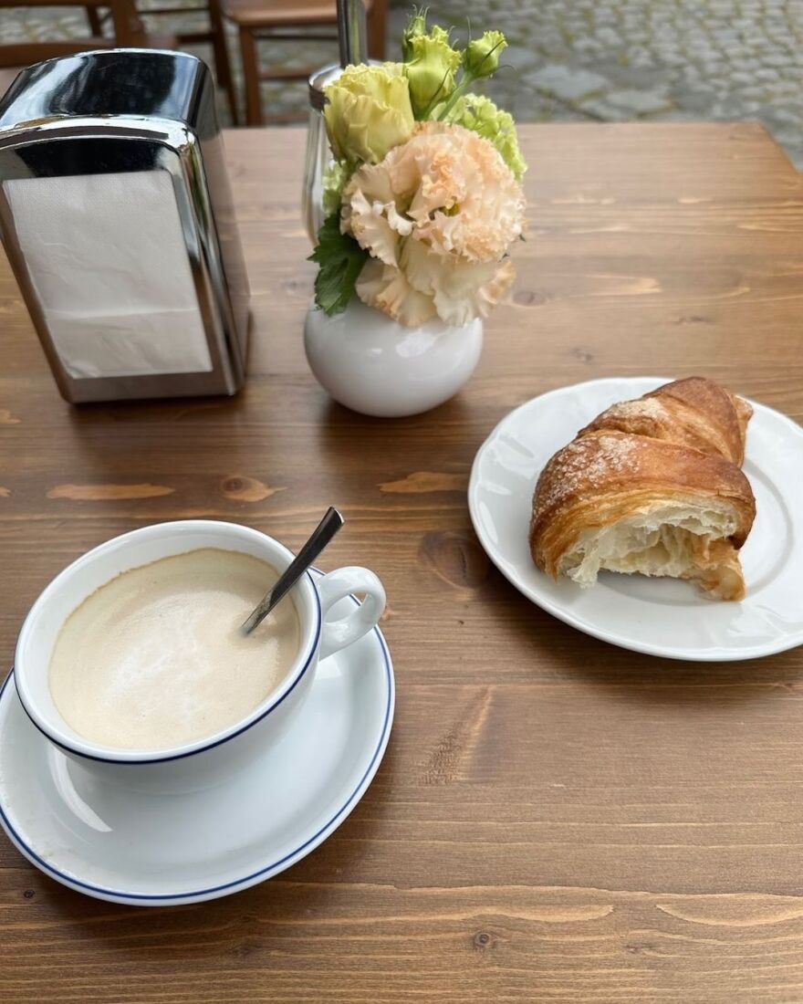 Emily in Paris: Το δεύτερο μέρος της τέταρτης σεζόν κυκλοφόρησε στο Netflix - Η ανάρτηση της Λίλι Κόλινς