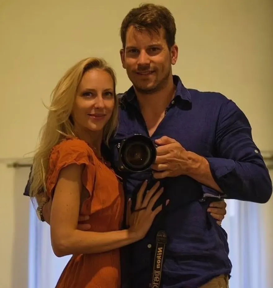 Φρίκη στην Ελβετία: «Ο κόσμος μου» έγραφε για την οικογένειά του το μοντέλο που στραγγάλισε και πολτοποίησε ο σύζυγός του