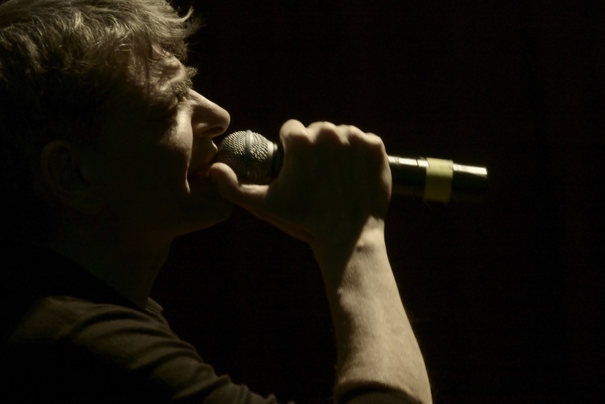 Μιχάλης Ρακιντζής: Στη νέα μου συναυλία θα μου δοθεί η ευκαιρία να πω και εγώ ένα Σ.Α.Γ.Α.Π.Ω.