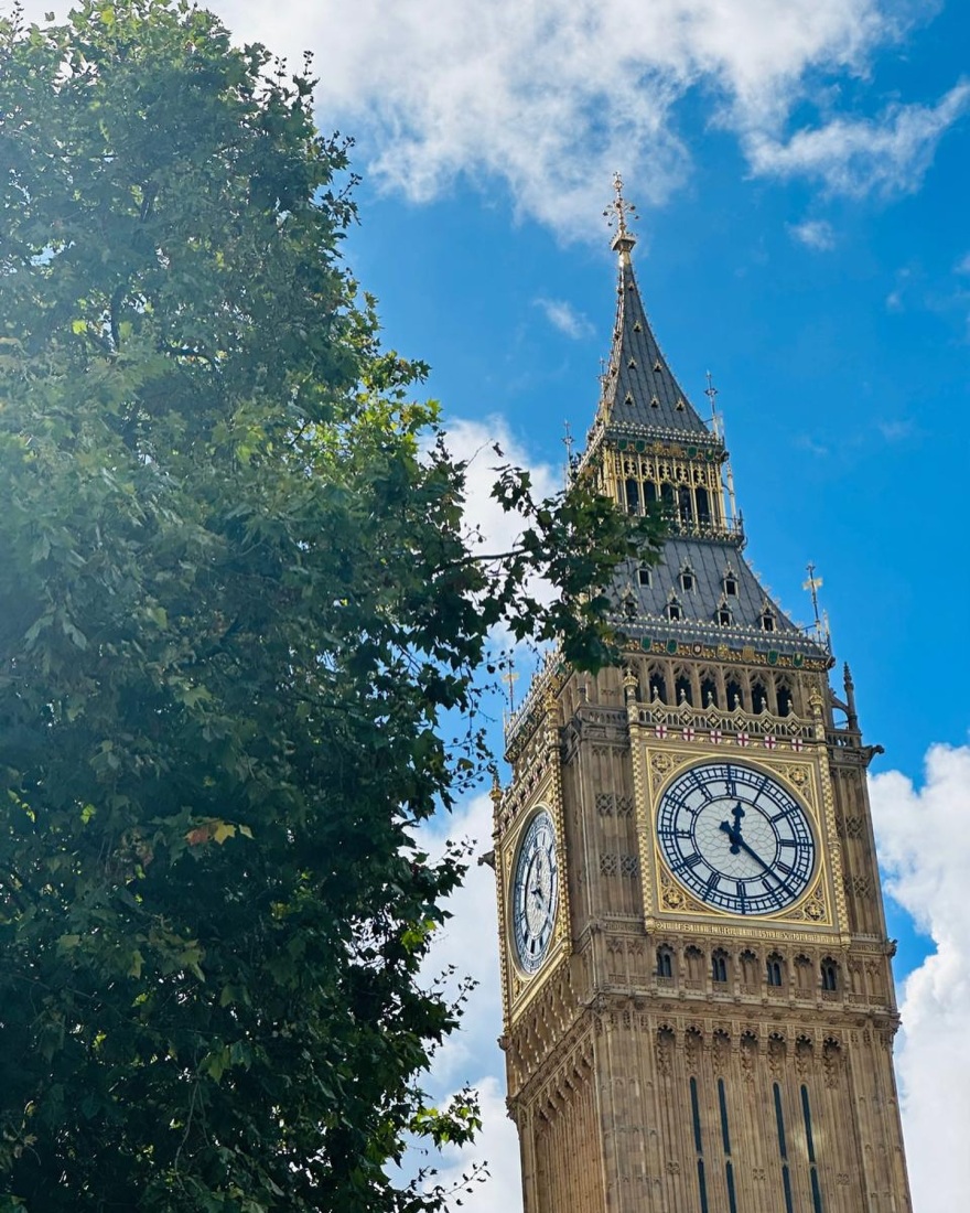 Κωνσταντίνος Αργυρός: Η βόλτα στο Λονδίνο πριν τη συναυλία του