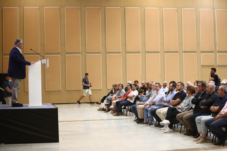 Κουτσούμπας: Το ΚΚΕ είναι ο στρατηγικός αντίπαλος της κυβέρνησης - Εκφυλιστική η κατάσταση σε ΣΥΡΙΖΑ και ΠΑΣΟΚ