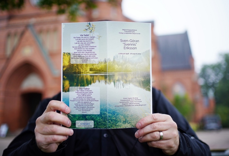 Κηδεύτηκε υπό τους ήχους του «I did it my way» ο Σβεν Γκόραν Έρικσον - Μπέκαμ και Χότζον απέτισαν φόρο τιμής