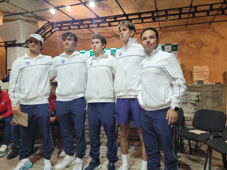 Davis Cup: Στο Βελιγράδι χωρίς τον Τσιτσιπά για τα παιχνίδια με τη Σερβία του Τζόκοβιτς η Ελλάδα 