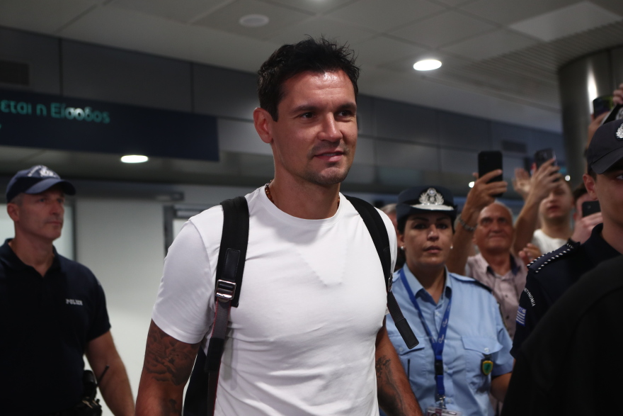 ΠΑΟΚ: Έφτασε στη Θεσσαλονίκη για τους πρωταθλητές ο Λόβρεν - Βίντεο, φωτογραφίες