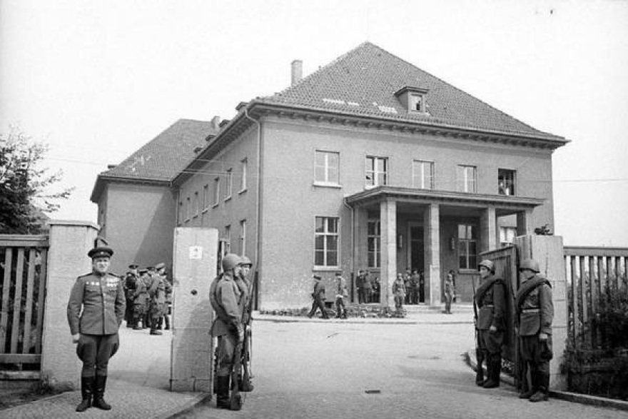 Ο Κόκκινος Στρατός στο Βερολίνο: Λεηλασίες, βιασμοί και άλλες ιστορίες…