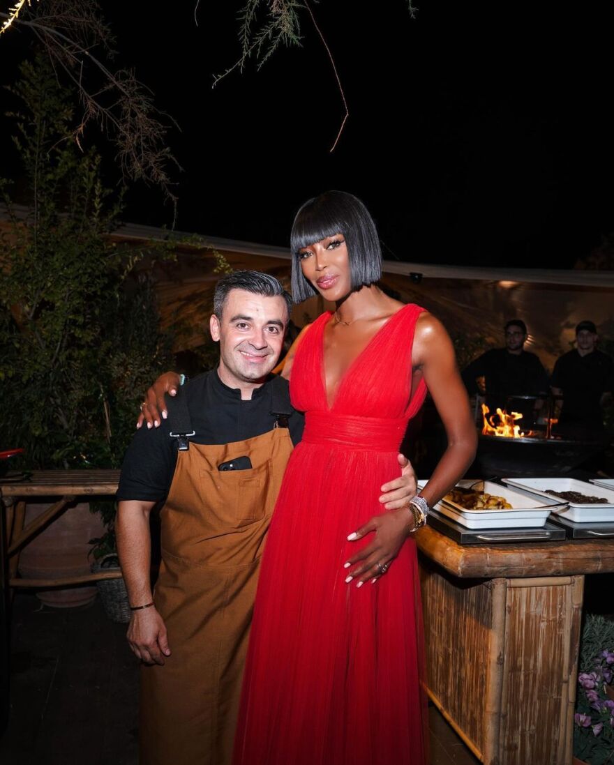 Ναόμι Κάμπελ: Το πάρτι της «μαύρης γαζέλας» στην Αθηναϊκή Ριβιέρα