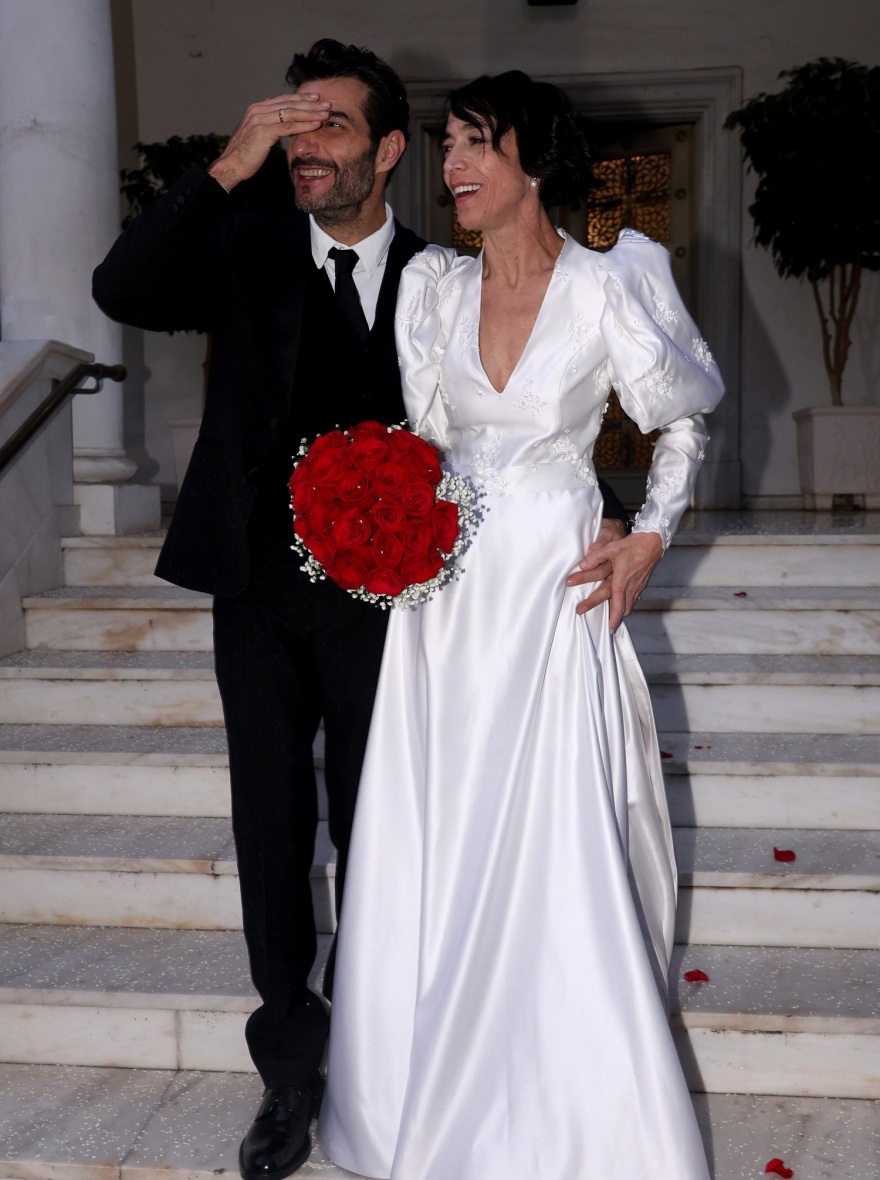 H Έλενα Τοπαλίδου απαντά πρώτη φορά για το unfollow του Νίκου Κουρή: «Τίποτα δεν σκοτώνει τον έρωτα»