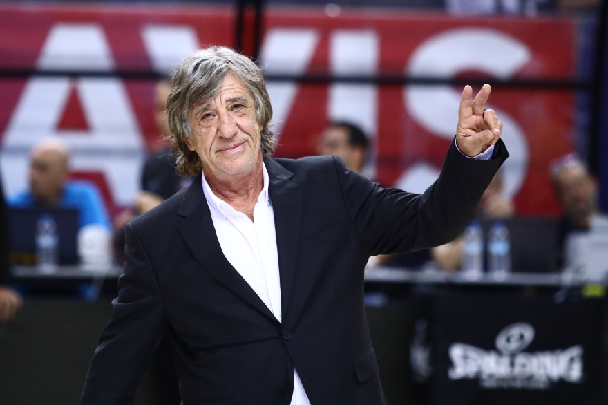 ΚΑΕ ΑΕΚ: Τίμησε τον Θωμά Μαύρο πριν το τζάμπολ με τη Φενέρ - Βίντεο 