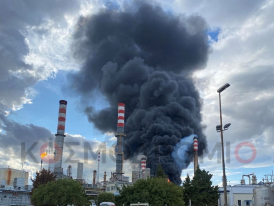 Motor Oil: Υπό έλεγχο η πυρκαγιά - Ολονύχτια επιφυλακή για την πλήρη κατάσβεση