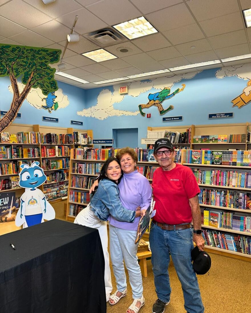 Λόρεν Σάντσεζ: Επισκέφθηκε τη γενέτειρά της, την Αλμπουκέρκη - Ταξίδεψα στο παρελθόν, γράφει