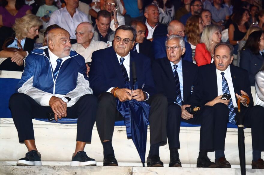 «Αθήνα 20 χρόνια μετά»: Η ΕΟΕ βράβευσε στο Παναθηναϊκό Στάδιο τους Ολυμπιονίκες, τους Παραολυμπιονίκες και τους Legends 2004 - Βίντεο, φωτογραφίες
